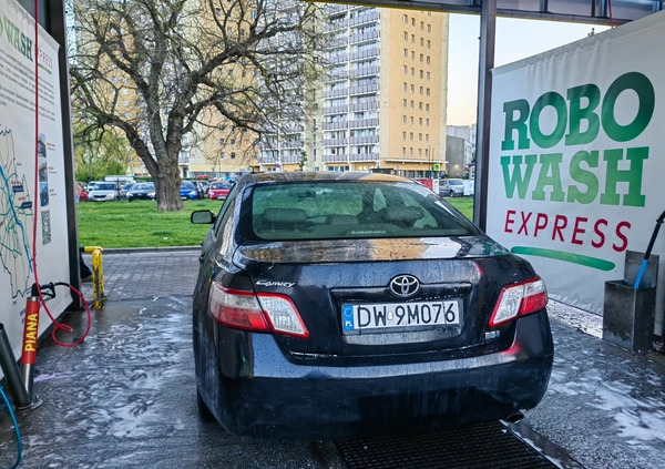 Toyota Camry cena 26300 przebieg: 480000, rok produkcji 2009 z Warszawa małe 211